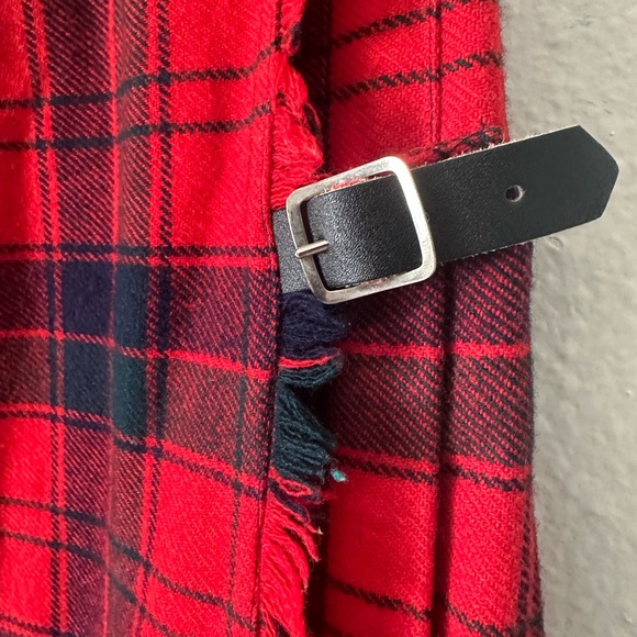 Vintage Women's Red Pleated Wool Kilt - Picture 4 of 6